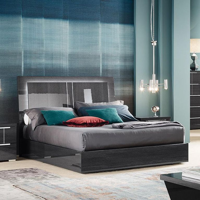 Versilia Bed - Black - Sizes Available