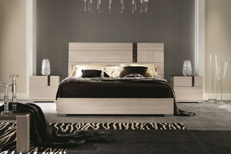 Teodora Bed - Cream Gloss - 5ft King Size