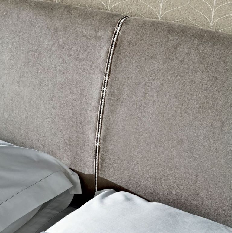 Onda Bed - Drop - White - Sizes Available