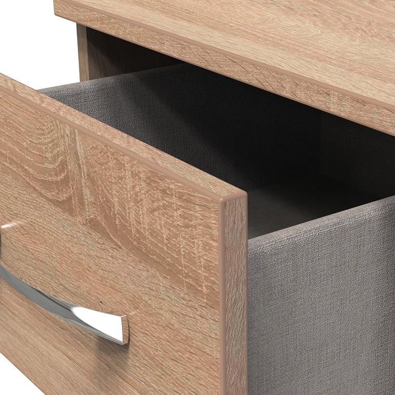 Avon Bedside Cabinet - 3 Drawer - Oak
