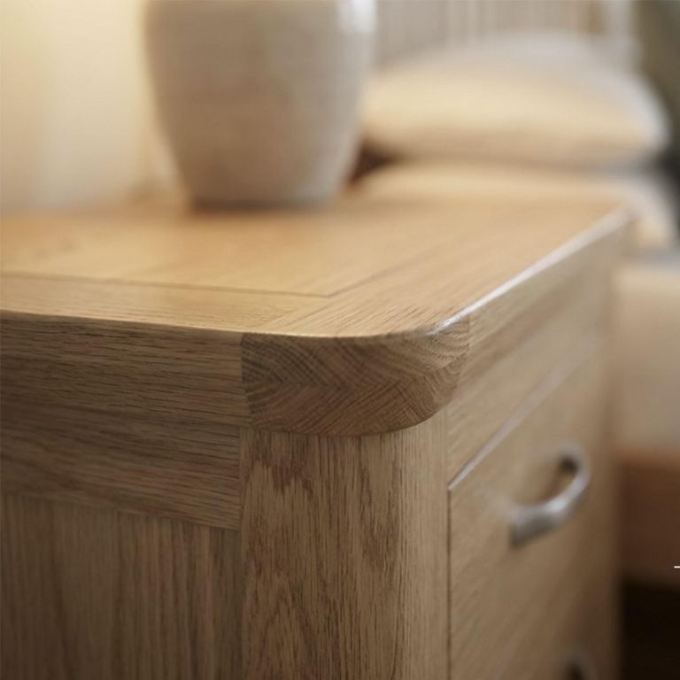 Treviso Curved Oak Bedside Cabinet - 3 Drawer