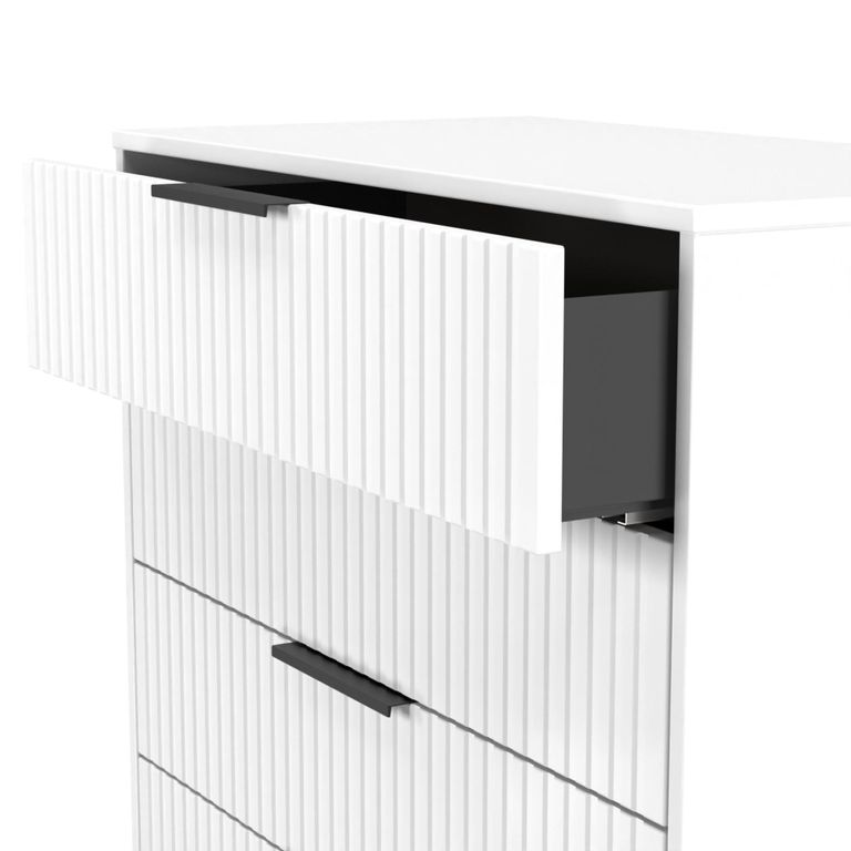 Fluted Chest - 5 Drawer - Wide - White Matt
