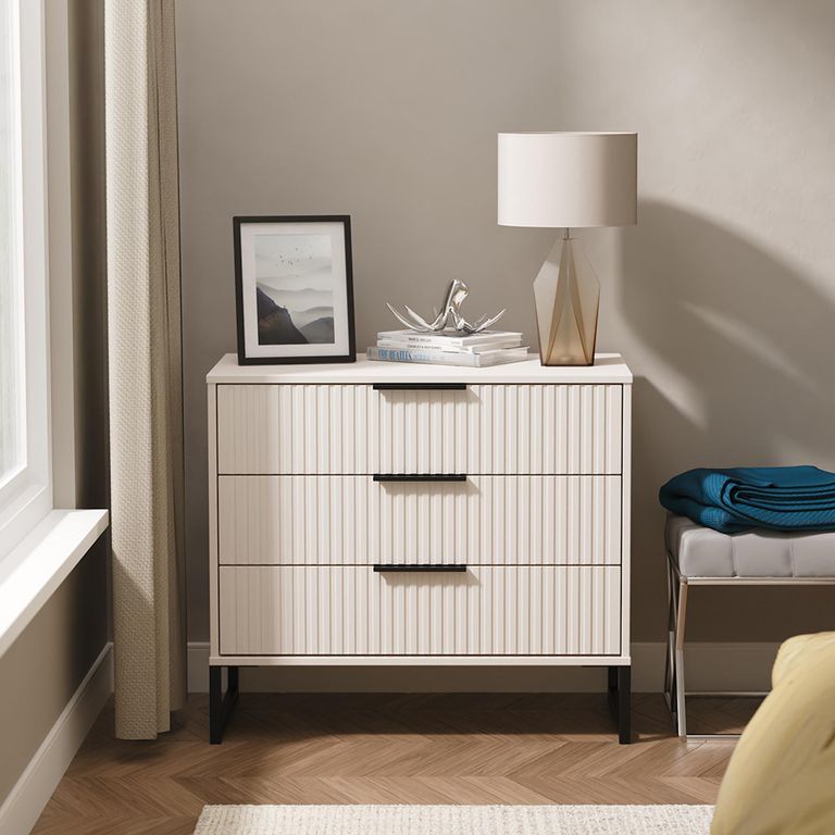 Fluted Chest - 3 Drawer - Kashmir Matt