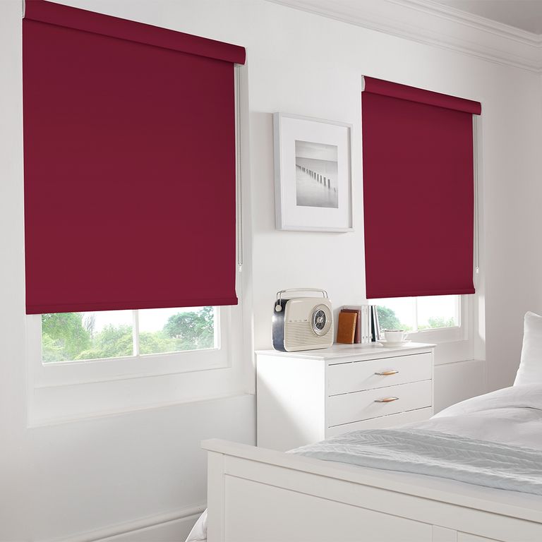 Gravity Roller Blind - Fuchsia