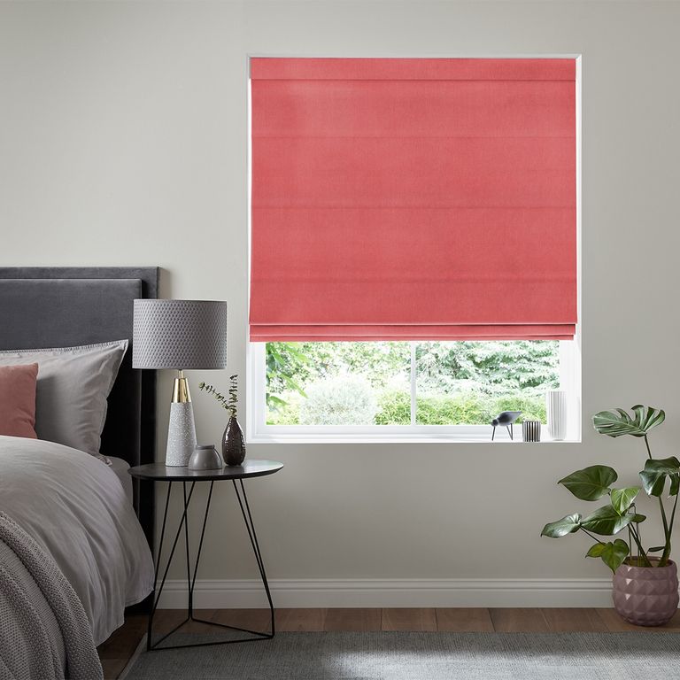 Jesse Roman Blind - Strawberry