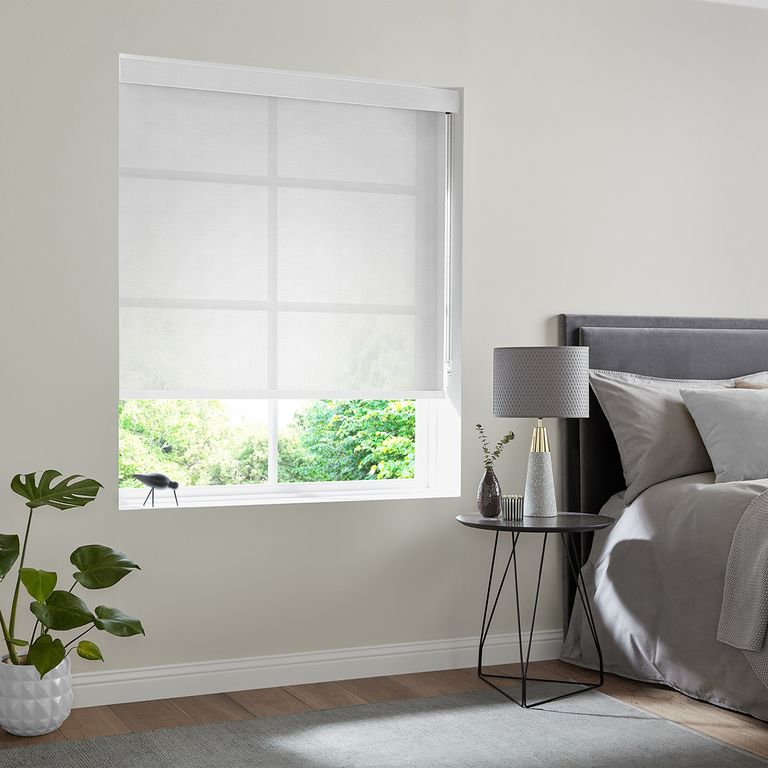 Lear Roller Blind - Snowdrop