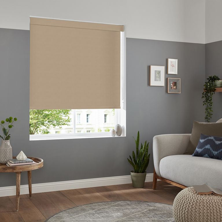 Renard Roller Blind - Fawn