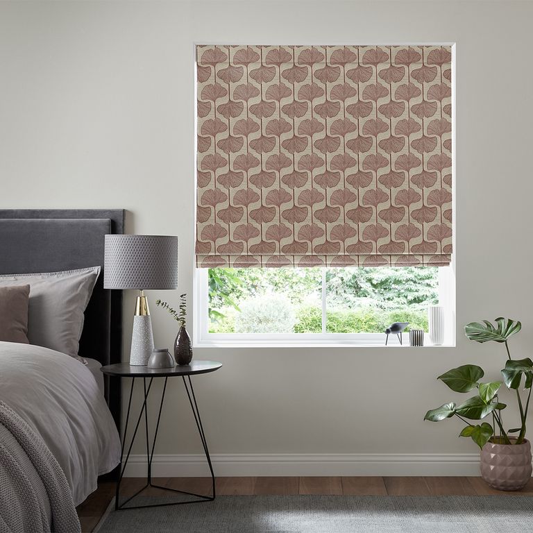 Saiss Roman Blind - Berry