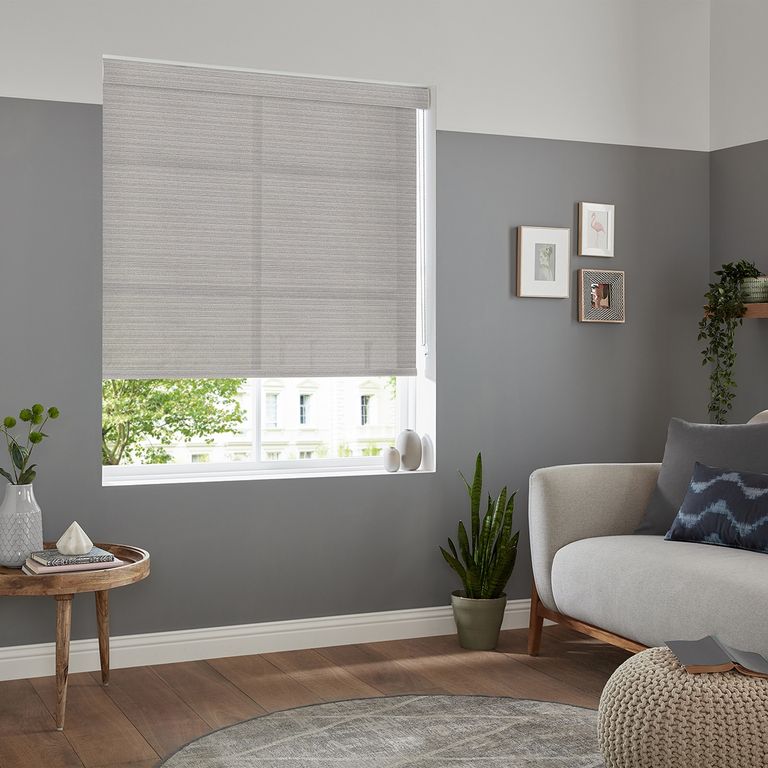 Varo Roller Blind - Noir