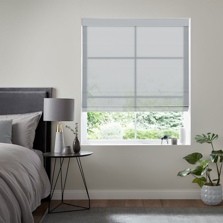 Zaha Roman Blind - Sky
