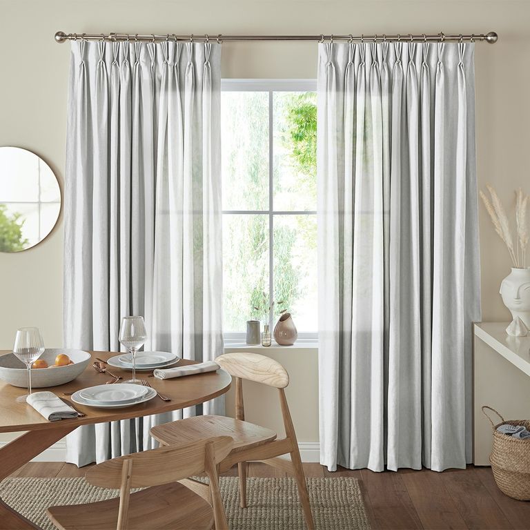Zaha Curtain - Linen