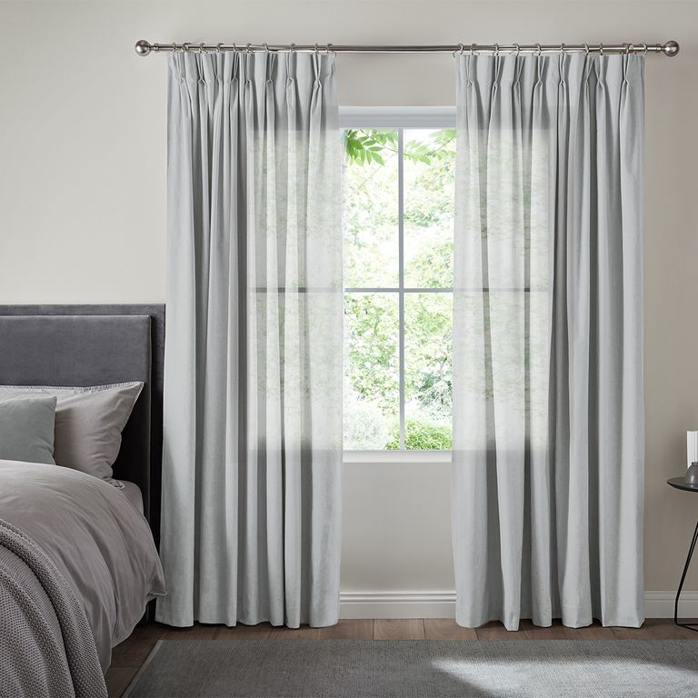 Zaha Curtain - Sky
