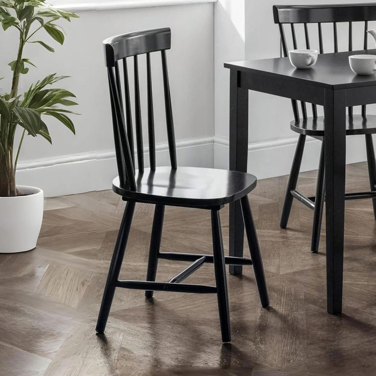 Torino Dining Chair - Set of 4 - Spindle Curved Back - Black - Wood