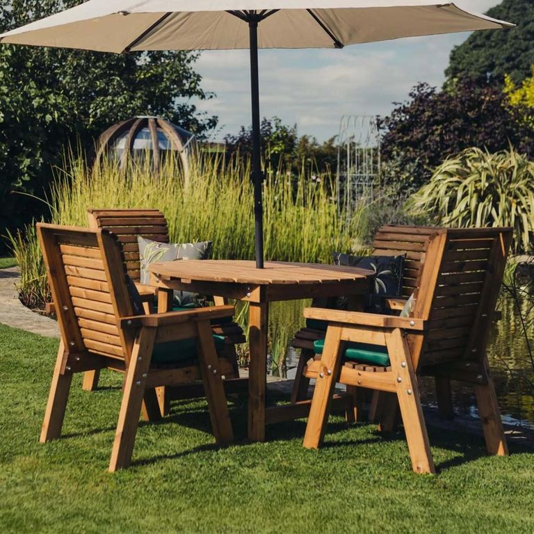 Garden Dining Set - 4 Seater - Round - Redwood