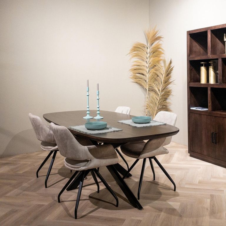 Jesper Dining Table - 180cm - 8 Seater - Star Base - Chestnut - Mango Wood