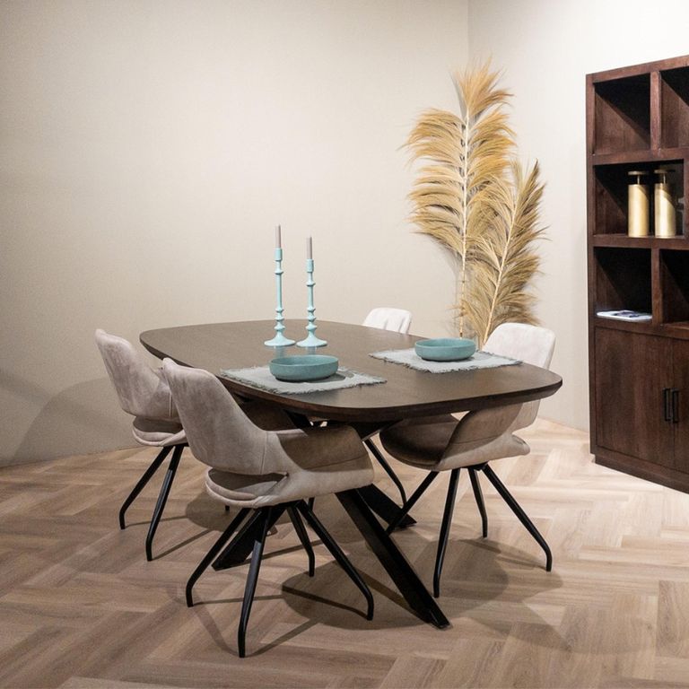 Jesper Dining Table - 210cm - 8 Seater - Star Base - Chestnut - Mango Wood