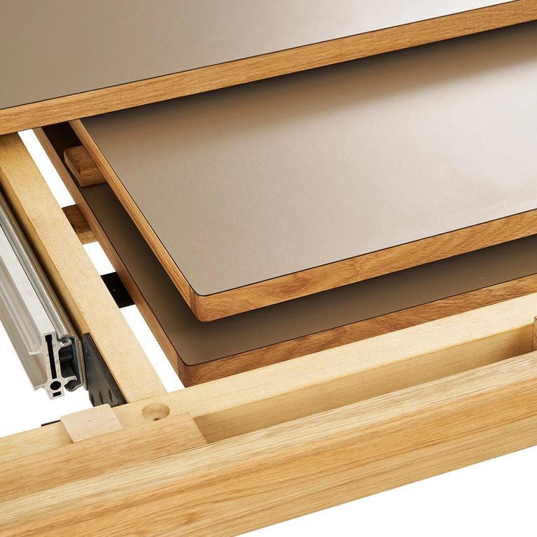 Bowen Oak Extending Dining Table - 220cm-320cm - 8-12 Seter - Natural and Dark Sand