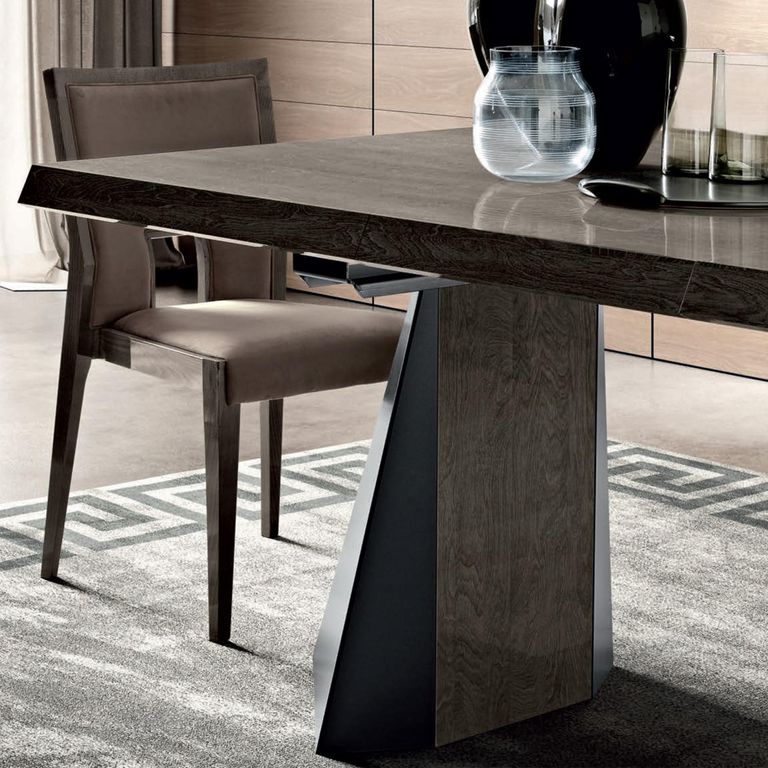 Elite Italian Extending Dining Table - 140cm-240cm - 6-10 Seater - Tent Base - Silver Birch