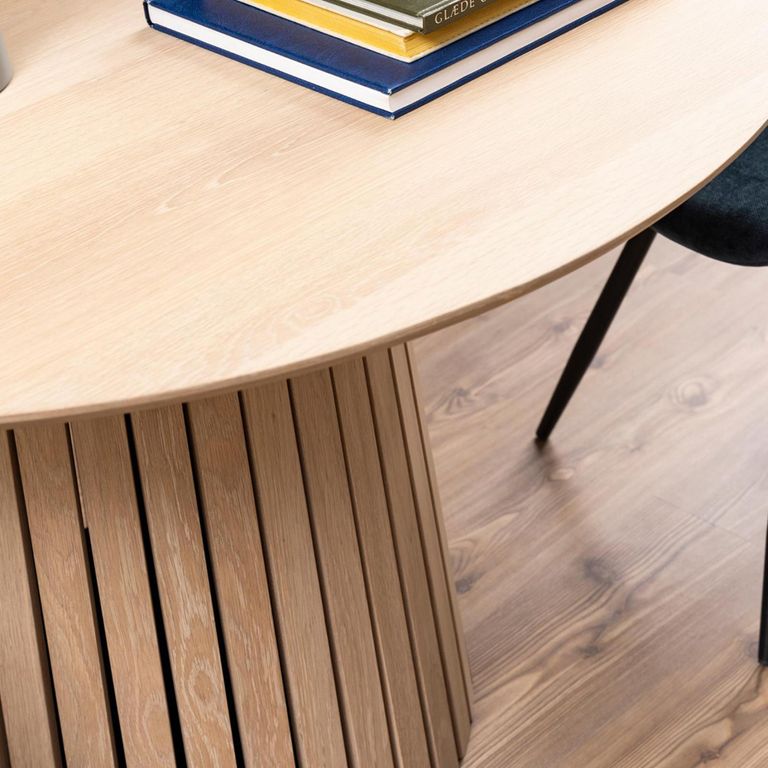 Christo Dining Table - 4 Seater - Round - Slatted Pedestal - 120cm - White Oak