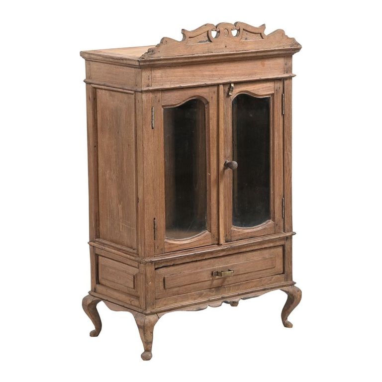 Carved Display Cabinet - 2 Door - 1 Drawer - Antique Brown - Glass and Wood