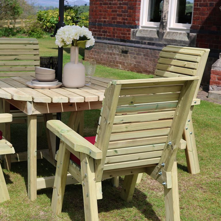 Ergo Garden Dining Set - 4 Seater - Round - Timber Wood