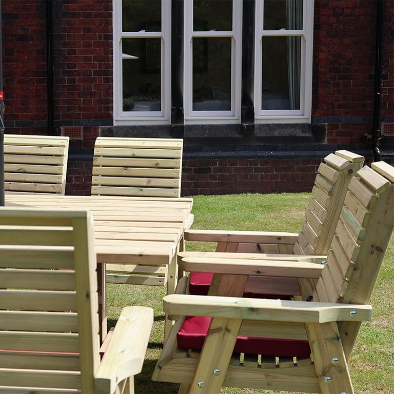 Ergo Garden Table Set - Square - 8 Chairs - Redwood