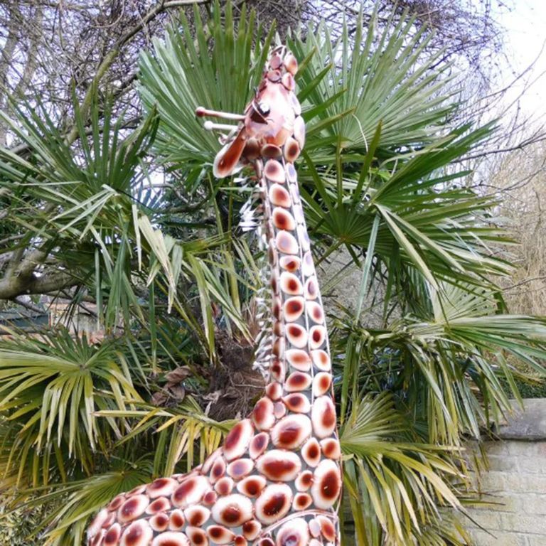 Clearance - Giraffe Small Garden Statue - FSS17320