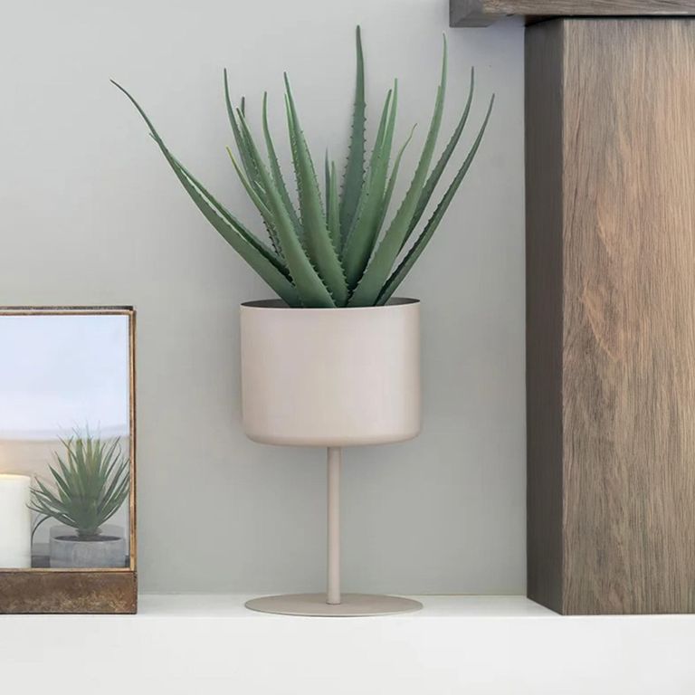 Trofa Flower Stand - Sand Metal