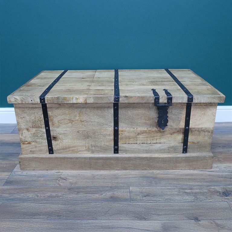 Wine Storage - Mango Wood - Trunk - with Wine Bottle Storage