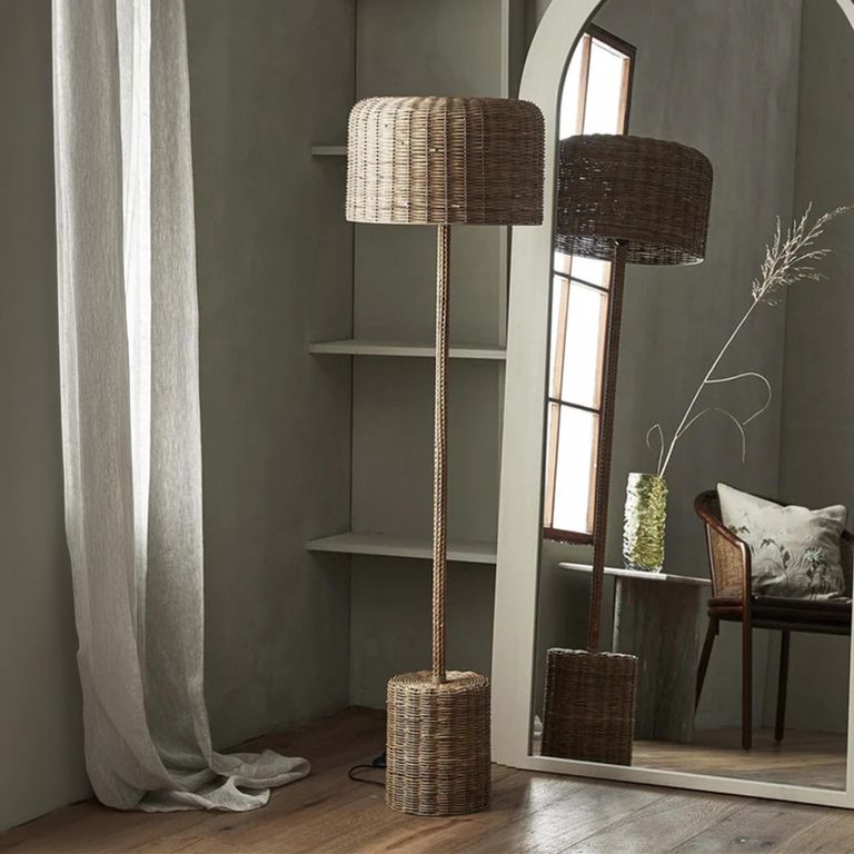 Floor Lamp - Natural - Rattan