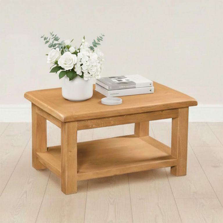 Salisbury Premium Small Coffee Table - with Shelf - Oak