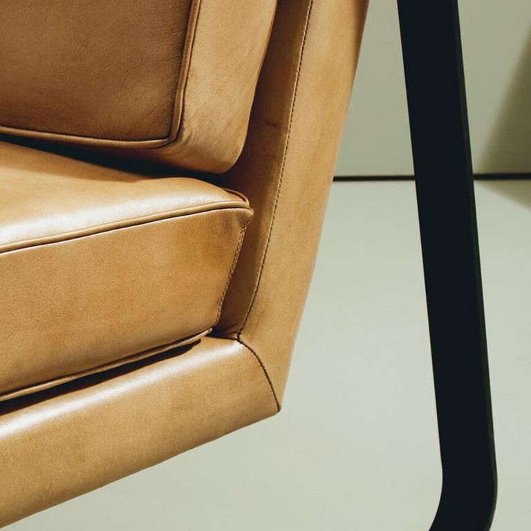 Buffalo Armchair - Grey - Leather with Black Metal