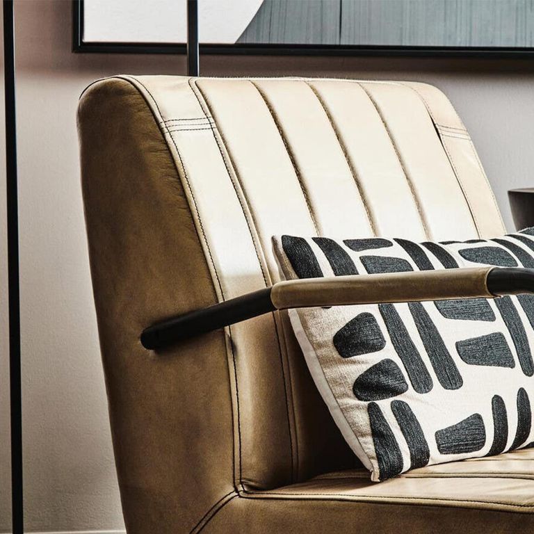 Buffalo Lounge Chair - Grey - Leather with Metal Legs