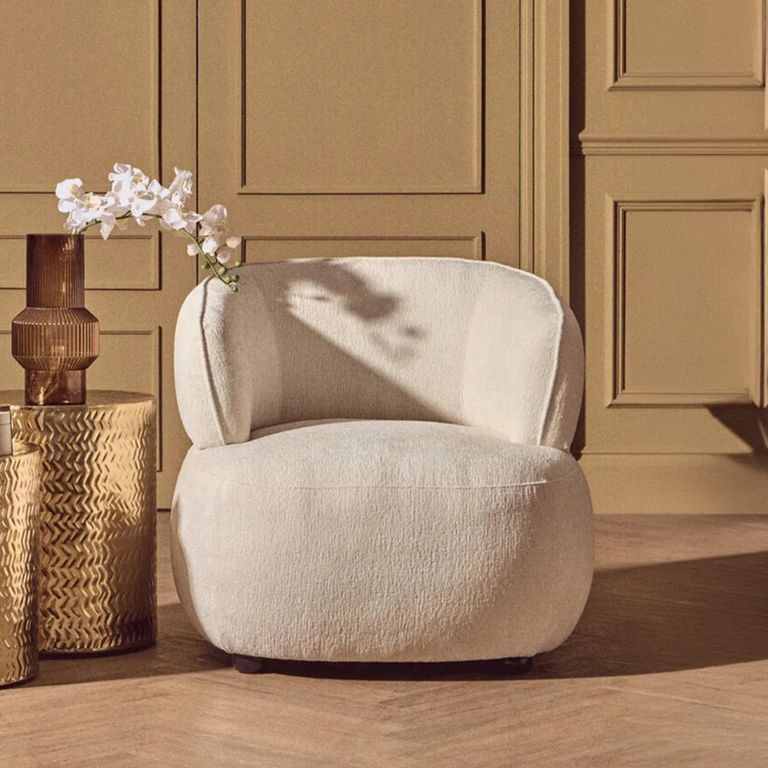 Dasha Chair - Curved - Ivory Chenille Fabric