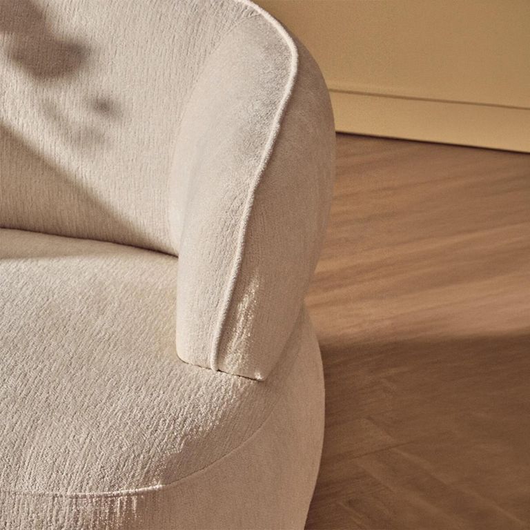 Dasha Chair - Curved - Ivory Chenille Fabric