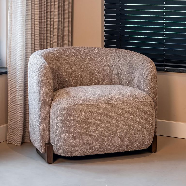 Hannah Lounge Chair - Chunky - Mocca - Fabric and Wood