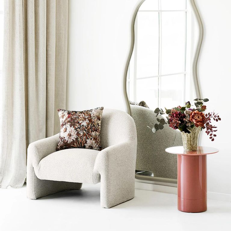 Zahara Lounge Armchair - Curved Back - Beige - Fabric