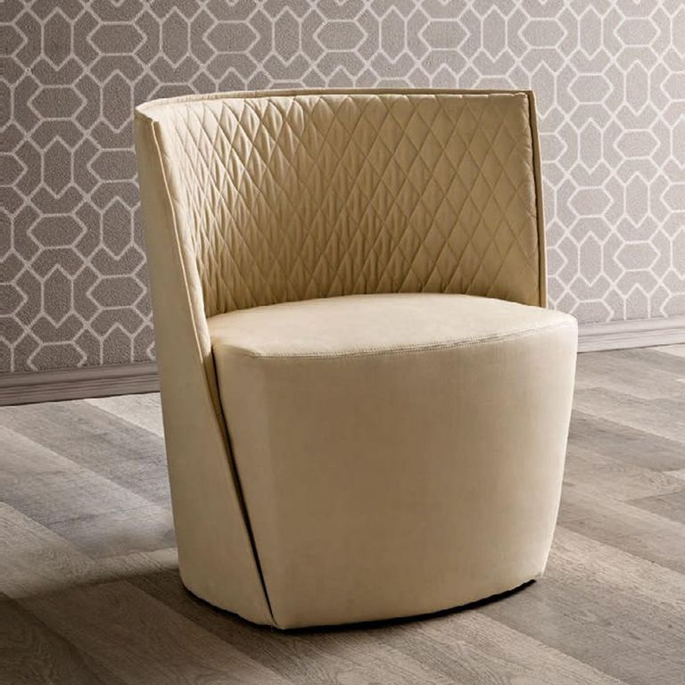 Ambra Italian Easychair - Daytona - Quilted Curved Back - Sand Birch