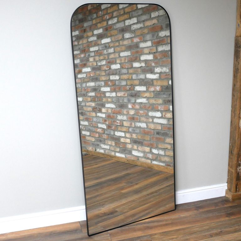 Leaner Mirror - Curved - Black - Metal - 80cm x 170cm