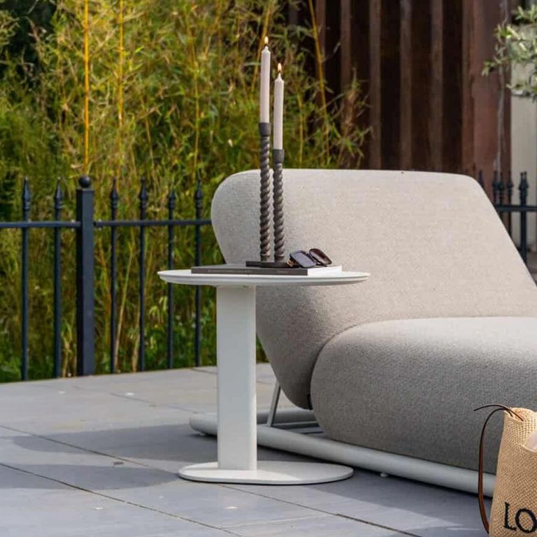 Quinn Outdoor End Table - Oval - Light Beige - Aluminum