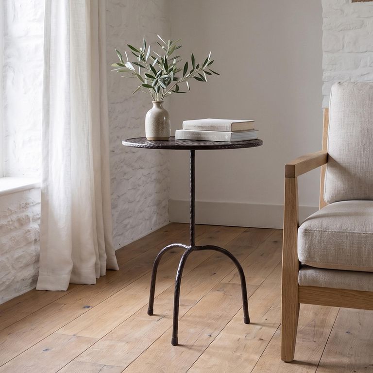 Jort Side Table - Round - Grey - Hammered Metal