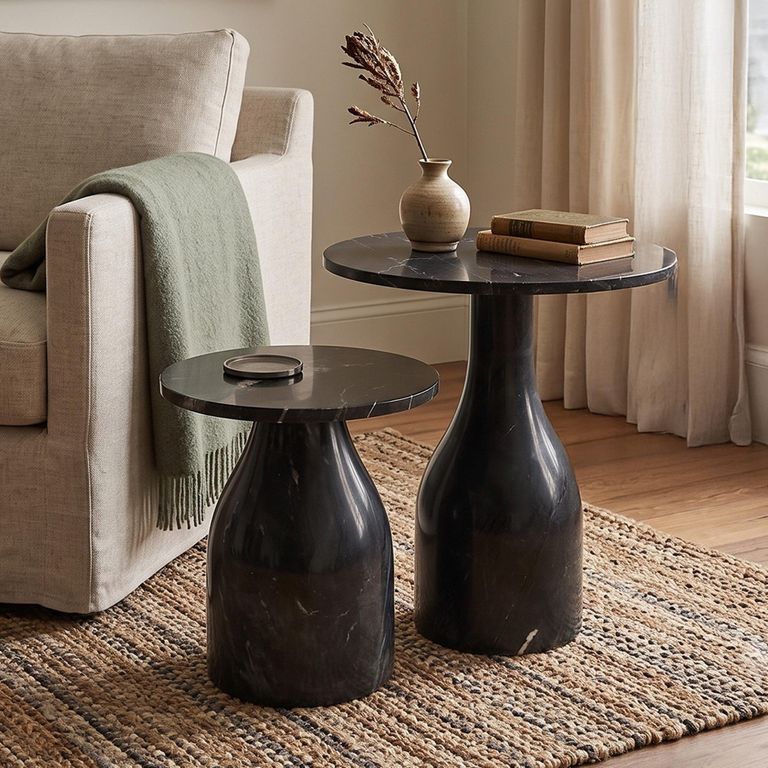 Carrara Side Table - Set of 2 - Round - Black - Marble