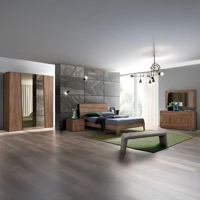 Camel Group Italy Storm Night