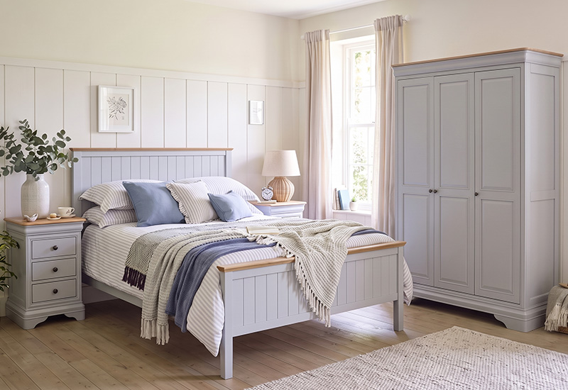 Willis & Gambier Chantilly furniture collection