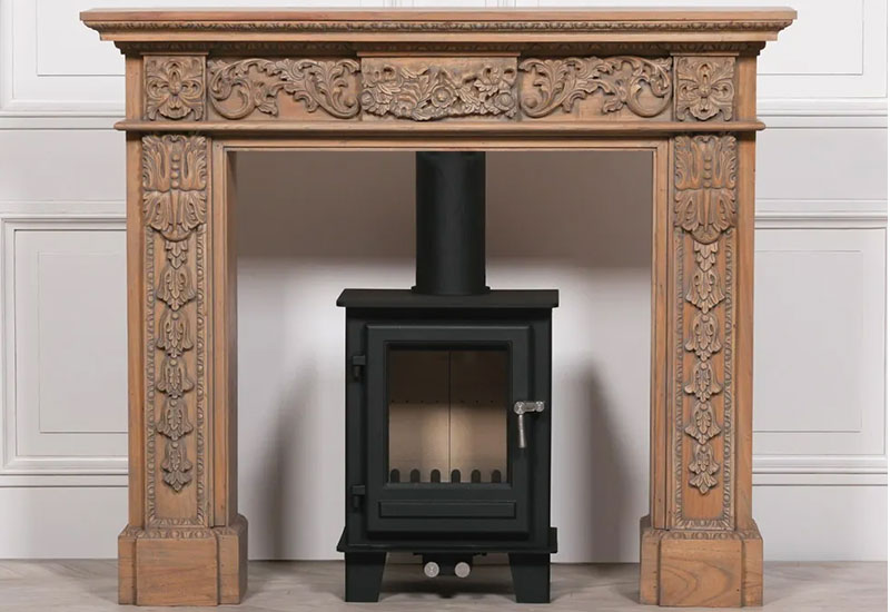 Maison Accessories furniture collection