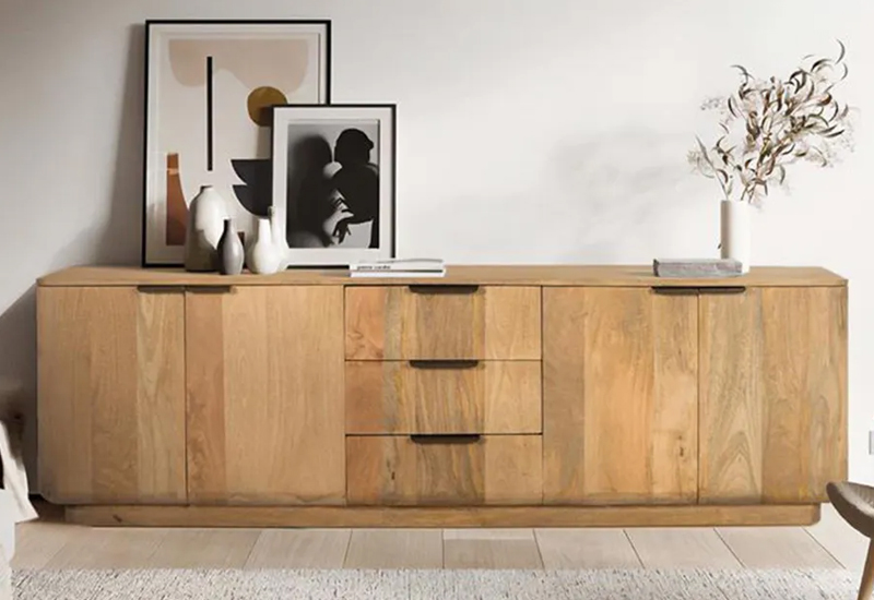 Giner Y Colomer Wrenley furniture collection