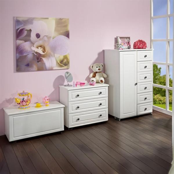 Welcome Pembroke White furniture collection