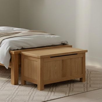 Appleby Oak Small Blanket Box