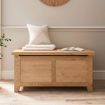 Appleby Oak Blanket Box