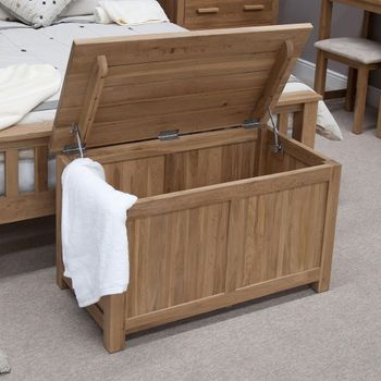 Opus Oak Blanket Box